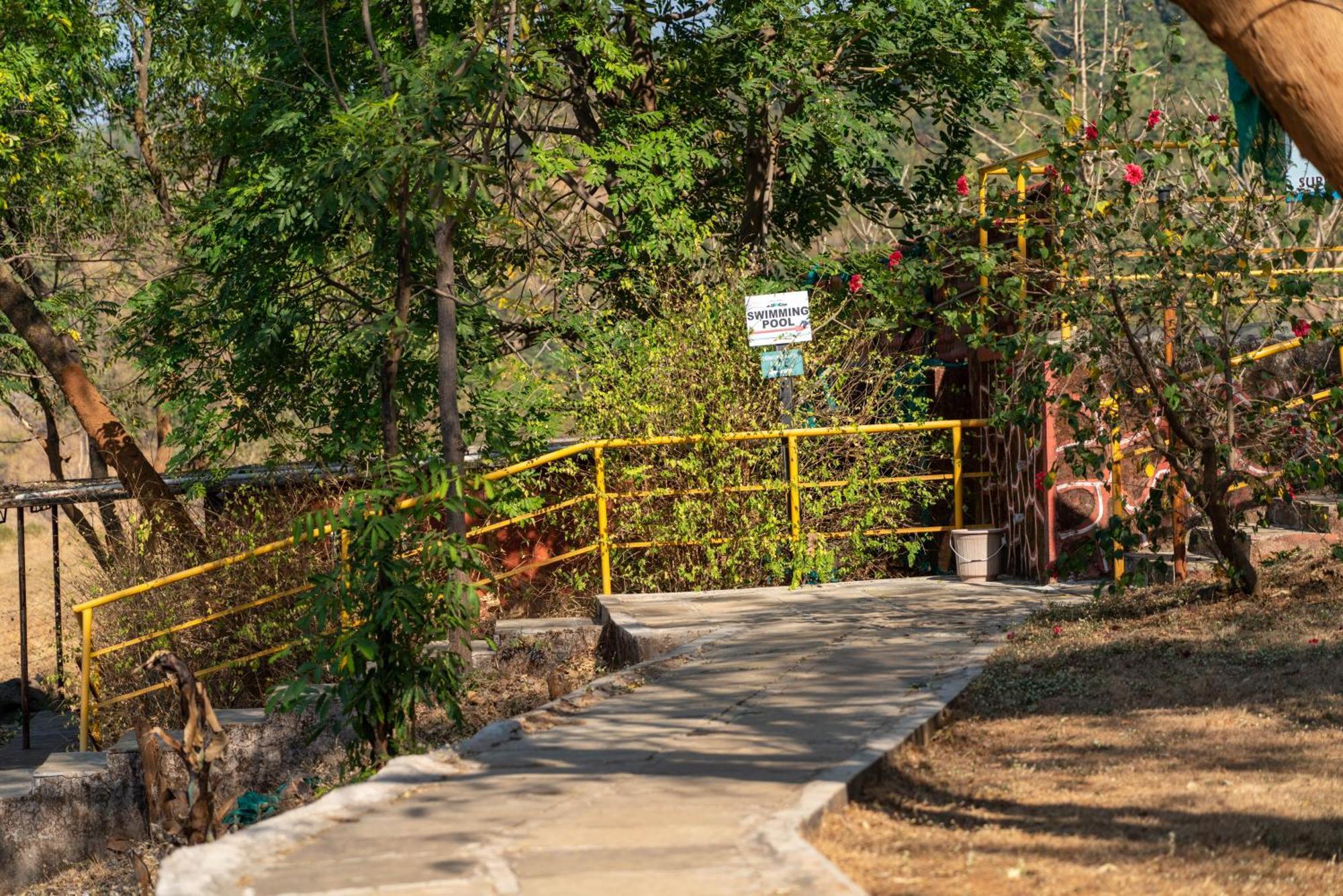 Wild Camp- The Nature Resort Khodala Kültér fotó